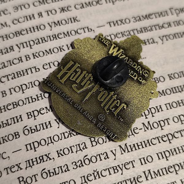 Фото товара Металлическая брошь с гербом факультета Пуффендуй / Хаффлпафф 357194904